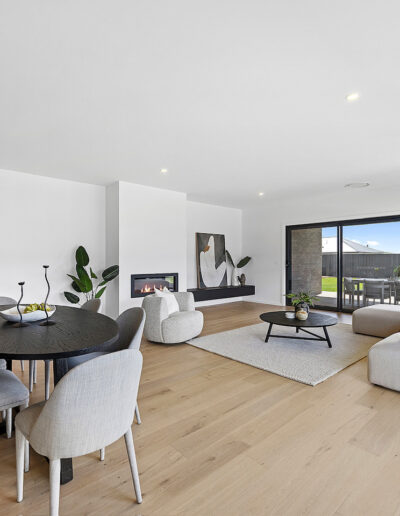 kelly's country homes the vines boulevard