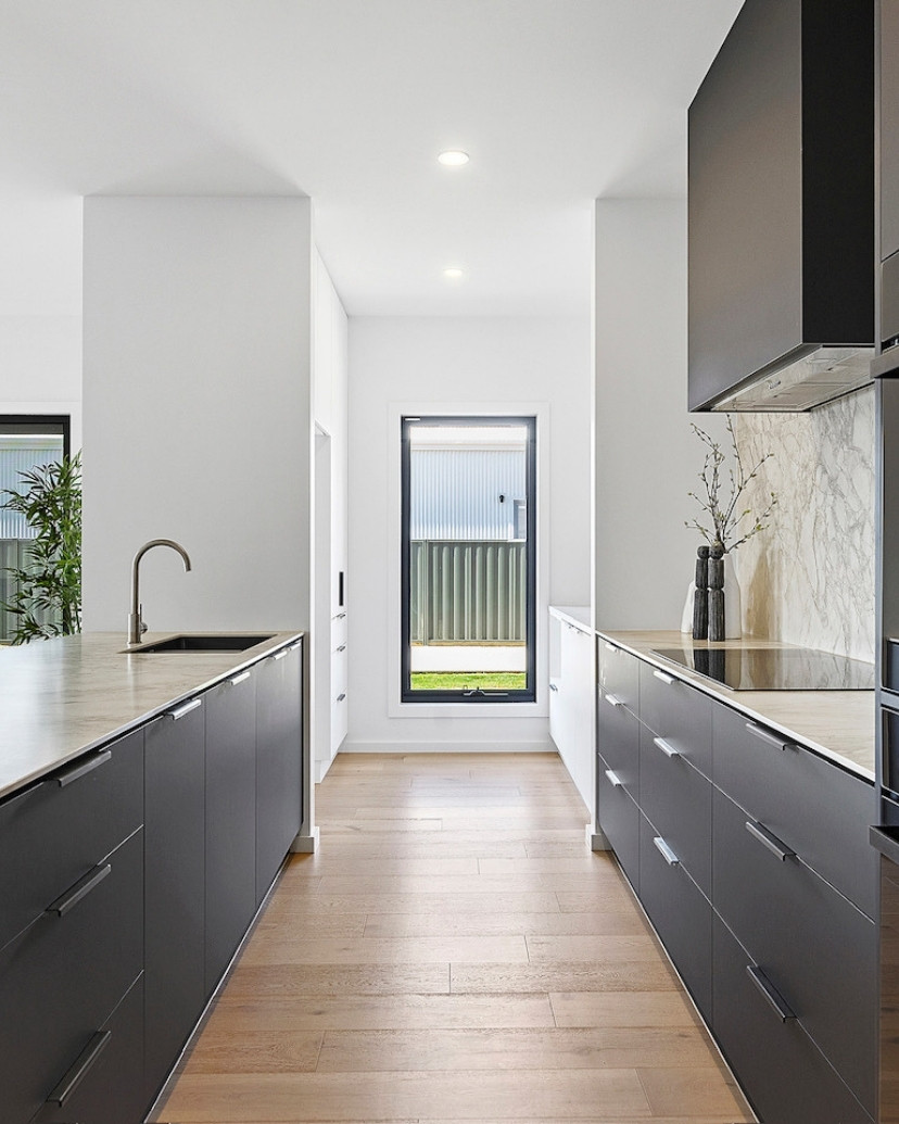 kelly's country homes the vines boulevard